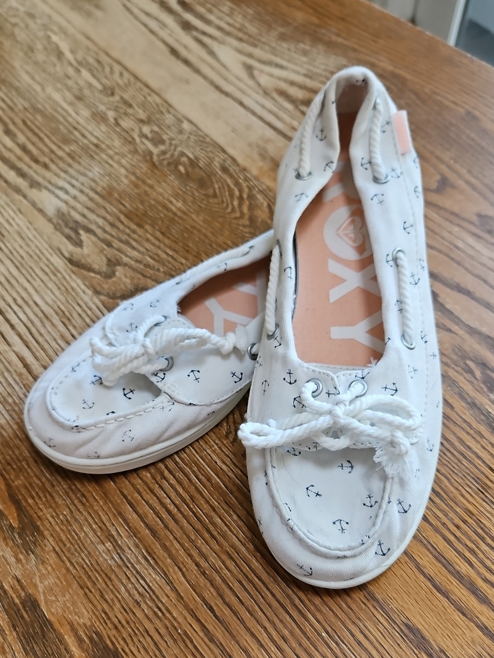 Roxy Womens White Anchor Print Slip On Boat Shoes